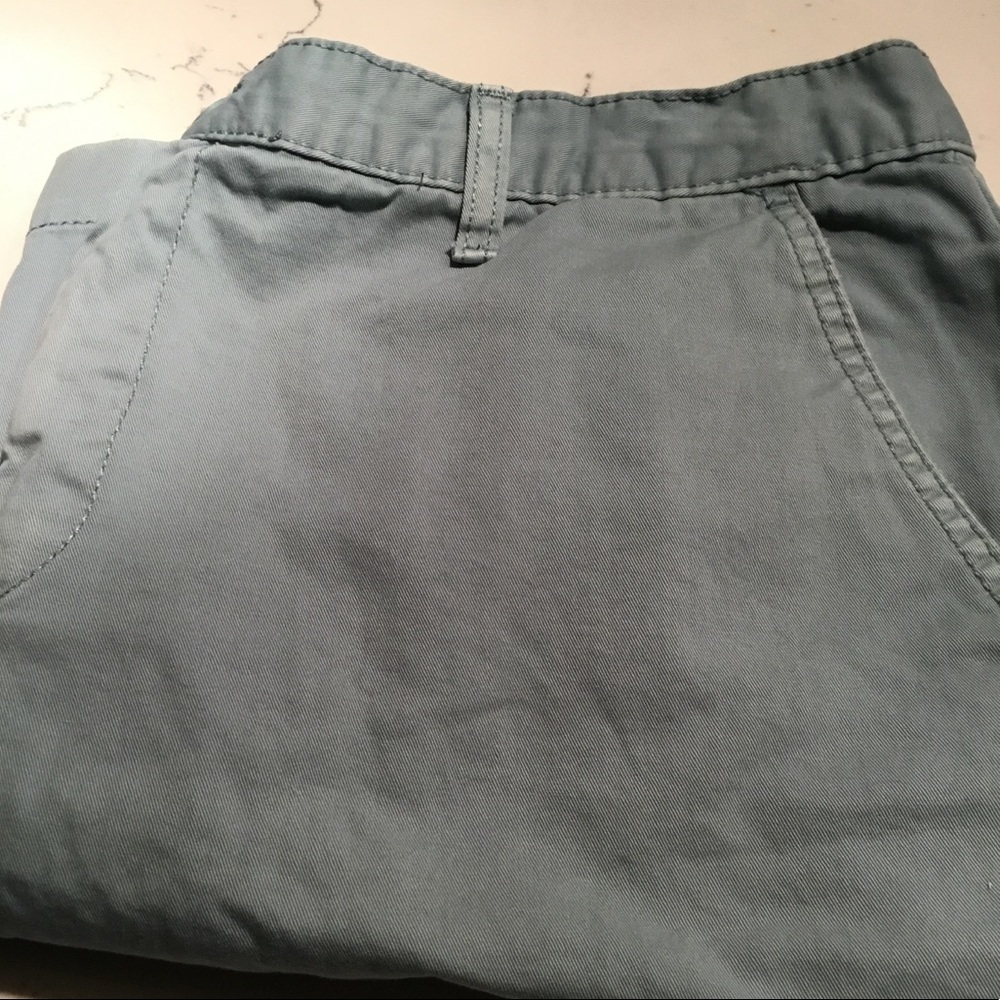 Men’s green cotton shorts